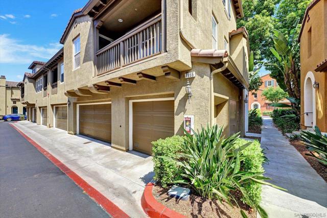 7855 Via Belfiore, San Diego CA: https://media.crmls.org/mediaz/31830381-cc3f-467e-a151-84bc7523a1f8.jpg