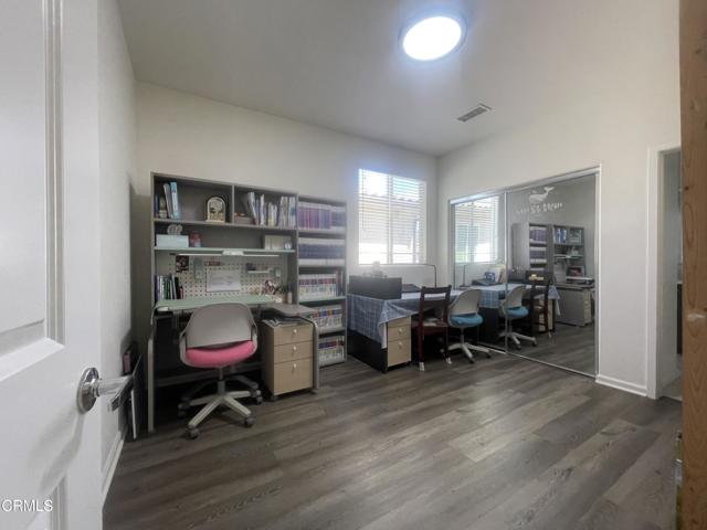 Detail Gallery Image 28 of 30 For 7937 N Keer Dr, Los Angeles,  CA 91335 - 5 Beds | 4 Baths