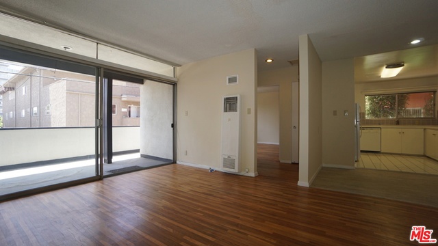 Image 2 for 1233 Barry Ave #203, Los Angeles, CA 90025