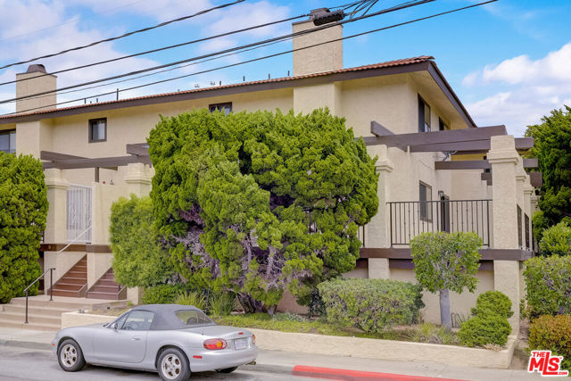 2101 VANDERBILT Lane, Redondo Beach, California 90278, 3 Bedrooms Bedrooms, ,2 BathroomsBathrooms,Residential,Sold,VANDERBILT,22167227