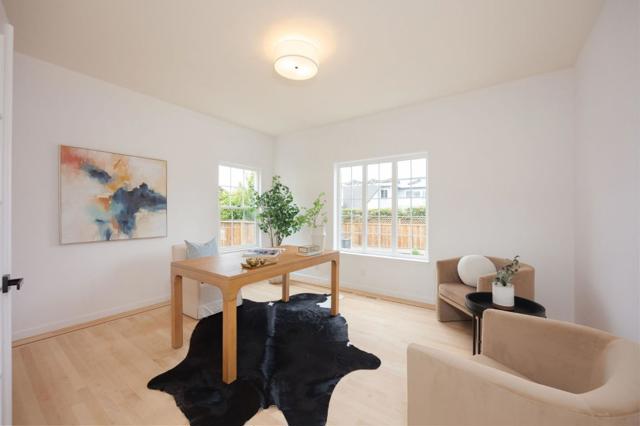 608 Silver Avenue, Half Moon Bay CA: https://media.crmls.org/mediaz/31862e94-b315-4720-82f1-2eba5a14d71d.jpg