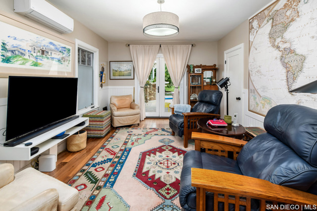 Image 13 of 32 For 3549 Wilcox St