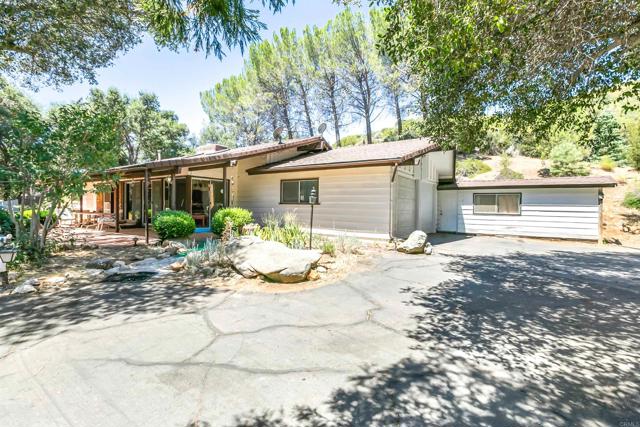Detail Gallery Image 2 of 48 For 28721 Lebanon Rd, Pine Valley,  CA 91962 - 4 Beds | 3 Baths