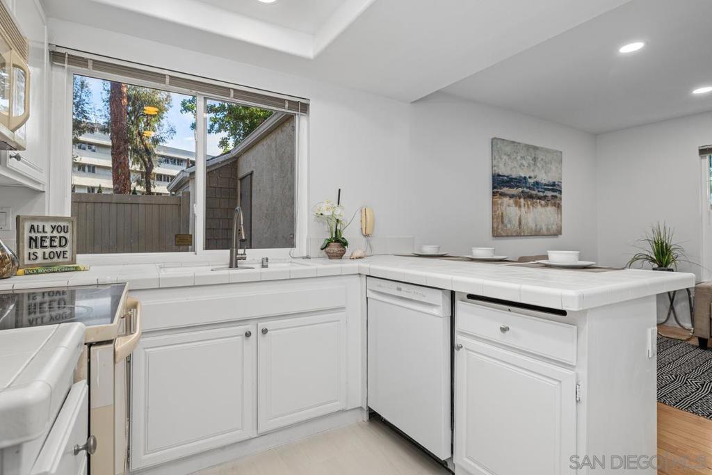 3756 Balboa Terrace - photo 9