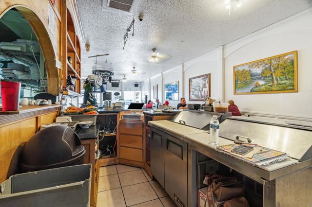 5272 5272 Monterey Road, San Jose CA: https://media.crmls.org/mediaz/3188926f-1474-4045-80d8-5f03614a4f2a.jpg