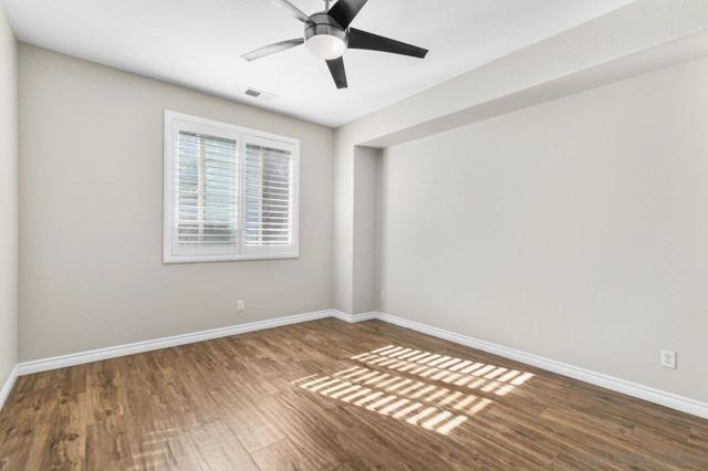 2957 Ranch Gate Rd, Chula Vista CA: https://media.crmls.org/mediaz/318ad3c3-f88b-491e-b0b7-e50830e6bafe.jpg