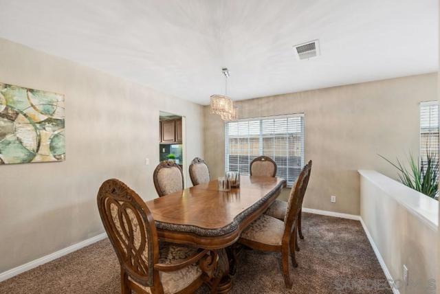 1616 Pegasus Way, San Marcos CA: https://media.crmls.org/mediaz/318b0d62-6a83-4b17-a547-e3e1b197f820.jpg