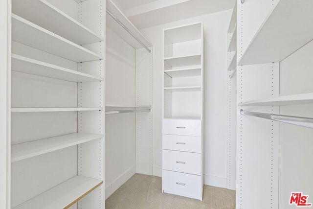 11715 Goshen Avenue, Los Angeles CA: https://media.crmls.org/mediaz/318c6161-bb36-485d-bd63-6dd8f25e766f.jpg