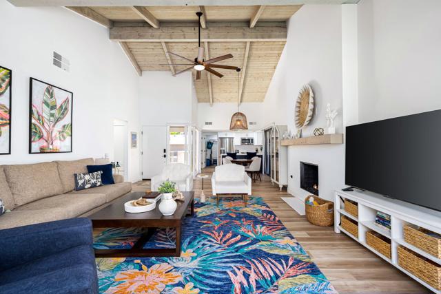 46638 Arapahoe Lane, Indian Wells CA: https://media.crmls.org/mediaz/318d10ad-aea7-46e3-b450-03b150f5b462.jpg
