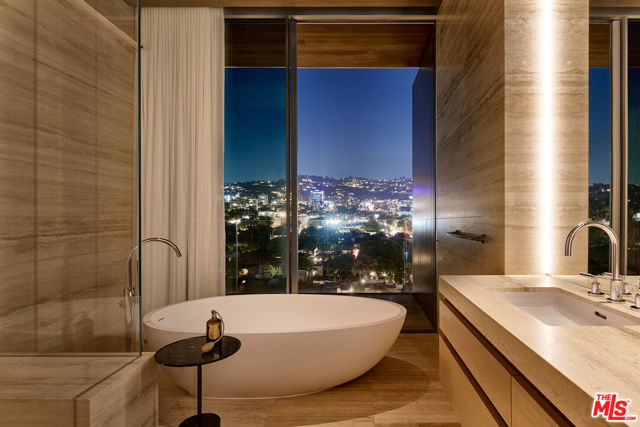 8899 Beverly Boulevard, West Hollywood CA: https://media.crmls.org/mediaz/318e45c9-6206-4ac2-a820-27adaa41e3eb.jpg