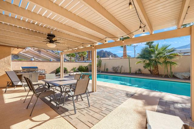 53720 Avenida Carranza, La Quinta CA: https://media.crmls.org/mediaz/318f7152-c778-4128-bd4d-ec96bad665fa.jpg