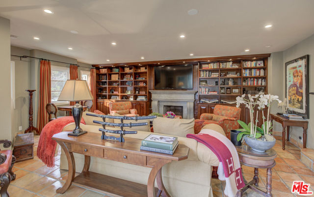 2880 NICHOLS CANYON Road, Los Angeles CA: https://media.crmls.org/mediaz/3191749f-423f-421d-8ec7-c8258f2fed7a.jpg