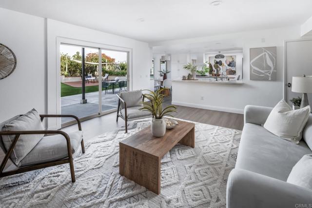 Detail Gallery Image 13 of 30 For 385 via Montanosa, Encinitas,  CA 92024 - 4 Beds | 2/1 Baths