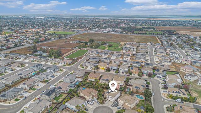 130 Ridge Crest Court, Oakley CA: https://media.crmls.org/mediaz/319391dc-4fc0-4e4c-b437-7659e4aa351c.jpg