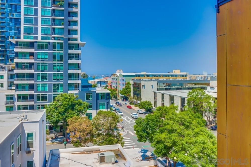 MLS #250035729SD img 32