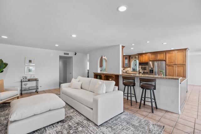 3943 Catamarca Dr, San Diego CA: https://media.crmls.org/mediaz/3194e46e-5198-4a76-b3ac-78dae8f3c9cc.jpg