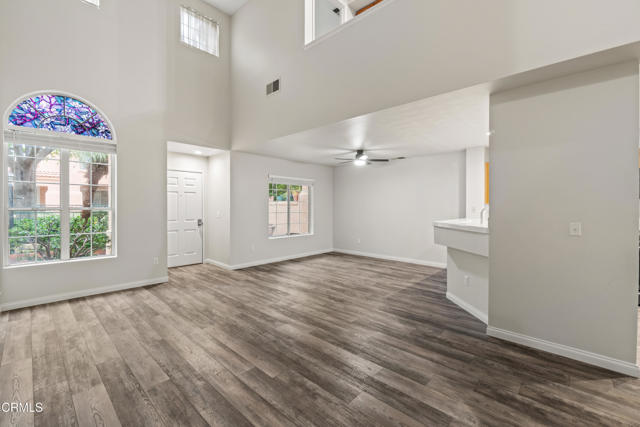 Detail Gallery Image 12 of 45 For 1209 Nautical Way, Oxnard,  CA 93030 - 3 Beds | 2/1 Baths