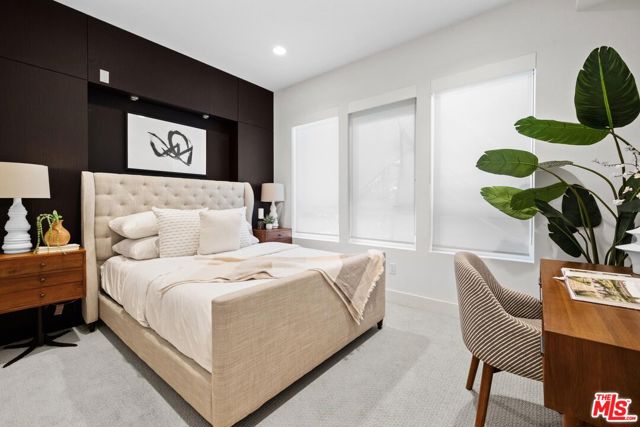 Image 20 of 41 For 12698 Sandhill Lane 1