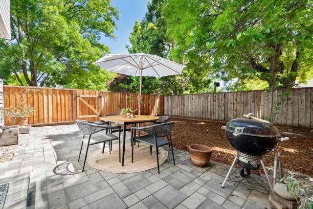 366 Sierra Vista Avenue, Mountain View CA: https://media.crmls.org/mediaz/31973b98-c988-4218-a831-37e98be57978.jpg