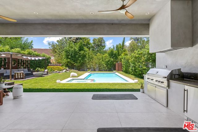 12763 Kling Street, Studio City CA: https://media.crmls.org/mediaz/31976db5-15c4-4604-b33d-c2ba5c09af6f.jpg