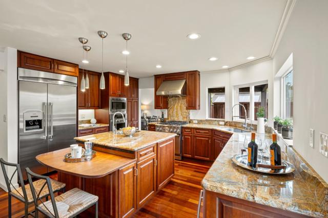 1 Le Havre Place, Half Moon Bay CA: https://media.crmls.org/mediaz/31982b9b-18b6-4322-bb7c-1304d69f0f1a.jpg