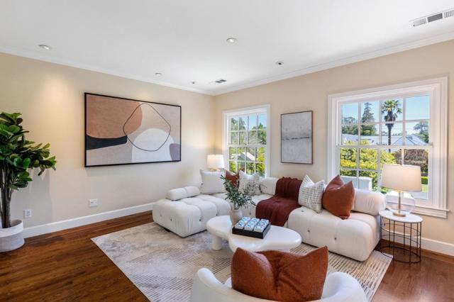 2181 Parkside Avenue, Hillsborough CA: https://media.crmls.org/mediaz/3198f16c-fb2a-4824-8ca4-4323b05fb23f.jpg