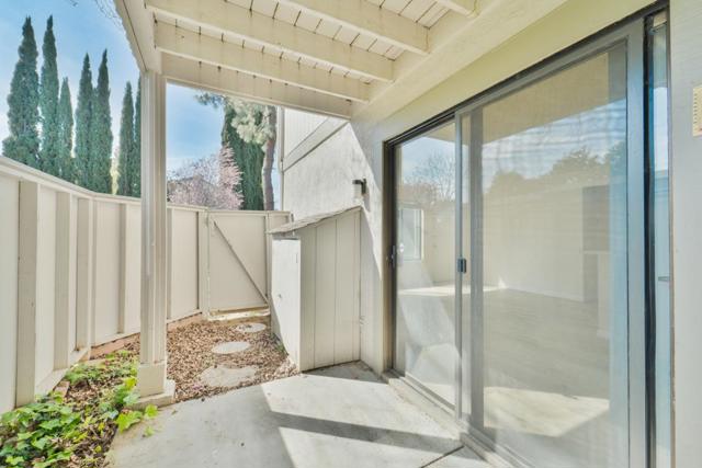 4974 Flat Rock Circle, San Jose CA: https://media.crmls.org/mediaz/319ac675-8db5-4ca2-b68c-1ef7d53517c5.jpg