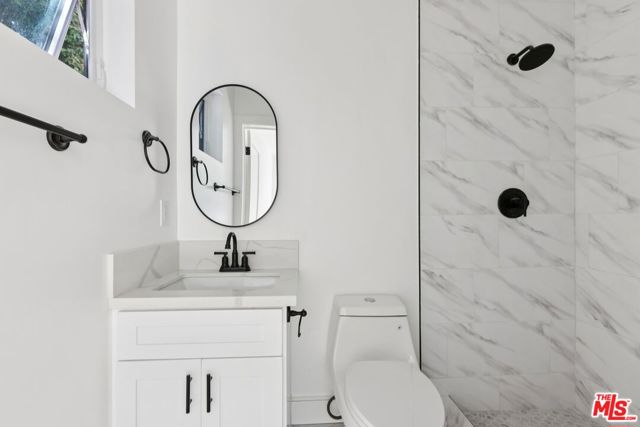 2111 1/2 Holly Drive, Los Angeles CA: https://media.crmls.org/mediaz/319adece-a934-4056-8ff3-678fe533b2ff.jpg
