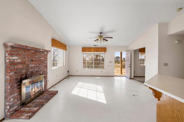 4505 4 X Ranch Road, Burson CA: https://media.crmls.org/mediaz/319b1593-61b5-4462-b030-ad235a95eecc.jpg