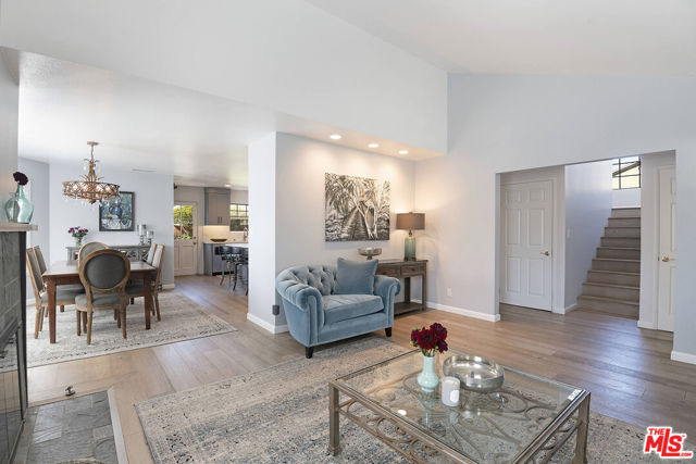12713 Stanwood Drive, Los Angeles CA: https://media.crmls.org/mediaz/319b3f14-a4a5-4fef-ae82-ad60ea03ab36.jpg