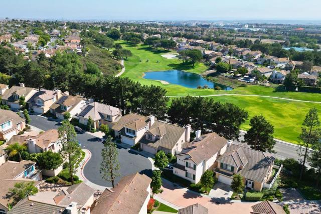2300 Palomira Court, Chula Vista CA: https://media.crmls.org/mediaz/319cbb81-442b-41b9-b768-aa2322c37b2d.jpg