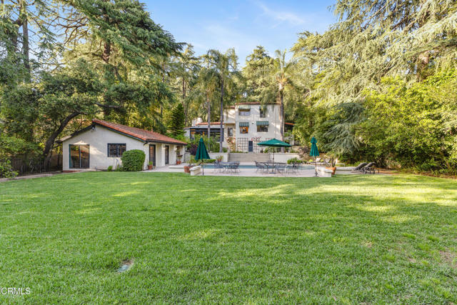5321 Alta Canyada Road, La Canada Flintridge CA: https://media.crmls.org/mediaz/319d91e7-6e50-420c-891e-5f2958ee7005.jpg