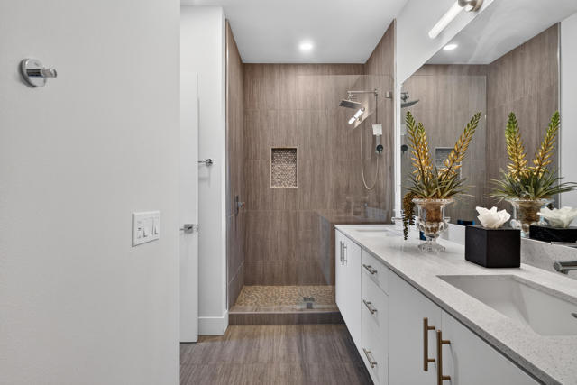 138 The Riv, Palm Springs, CA 92262