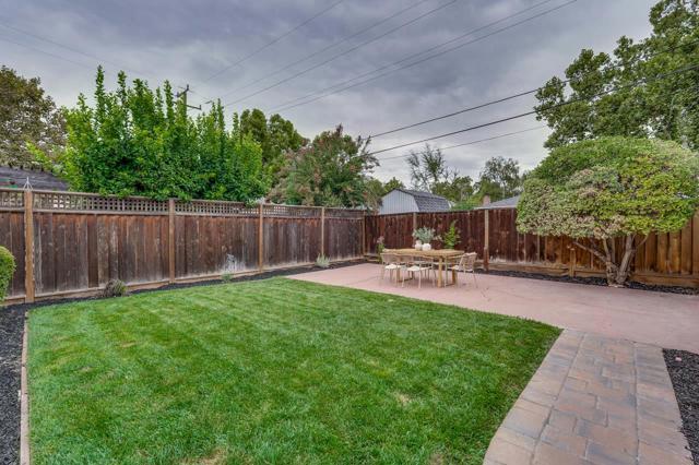 1920 Glen Una Avenue, San Jose CA: https://media.crmls.org/mediaz/319e9547-0ebd-45ce-8427-60cfce9c2b4f.jpg