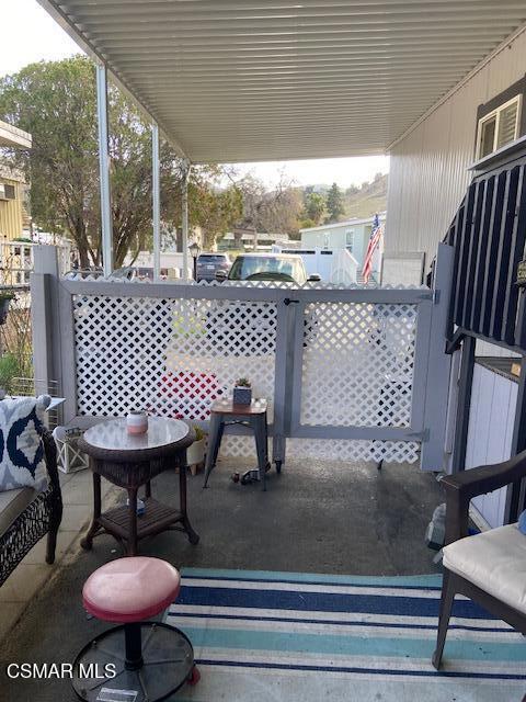 1550 Rory Lane, Simi Valley CA: https://media.crmls.org/mediaz/319edc9d-e0ee-444f-922b-c765d11a1f08.jpg