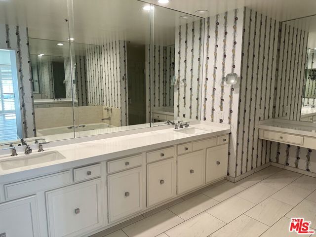 10790 Wilshire Boulevard, Los Angeles CA: https://media.crmls.org/mediaz/319f22d1-5901-4cc7-b03a-043c9715b50f.jpg