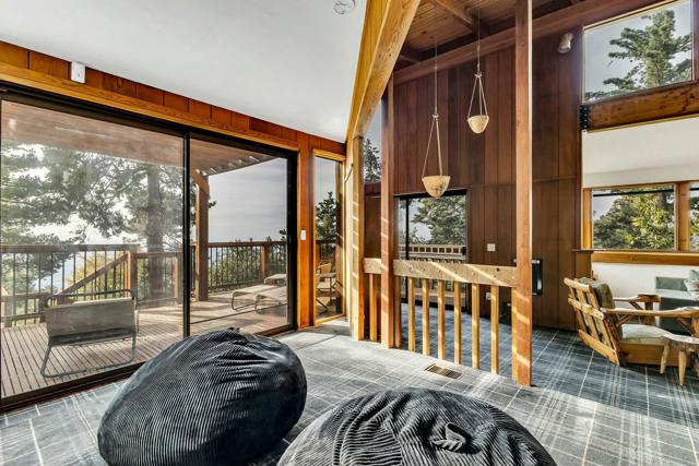 25281 Deer Path, Idyllwild CA: https://media.crmls.org/mediaz/31a125ca-2249-4099-9668-7c8305f70708.jpg