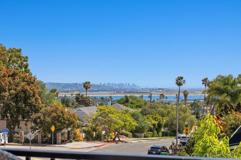 1897 Malden St - photo 8