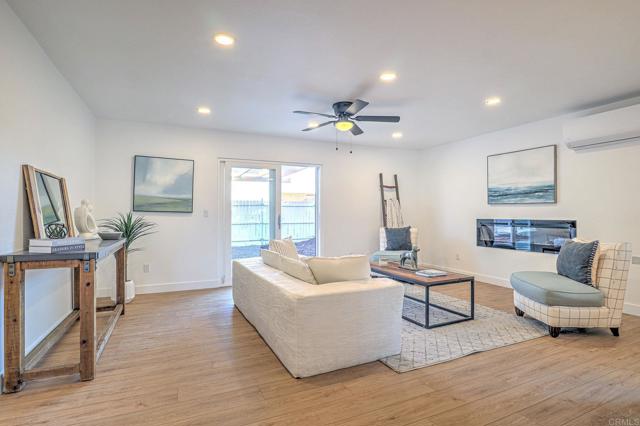 9455 Hornbuckle, Santee CA: https://media.crmls.org/mediaz/31a1bbf7-b554-4edc-a2ba-001350d2953e.jpg