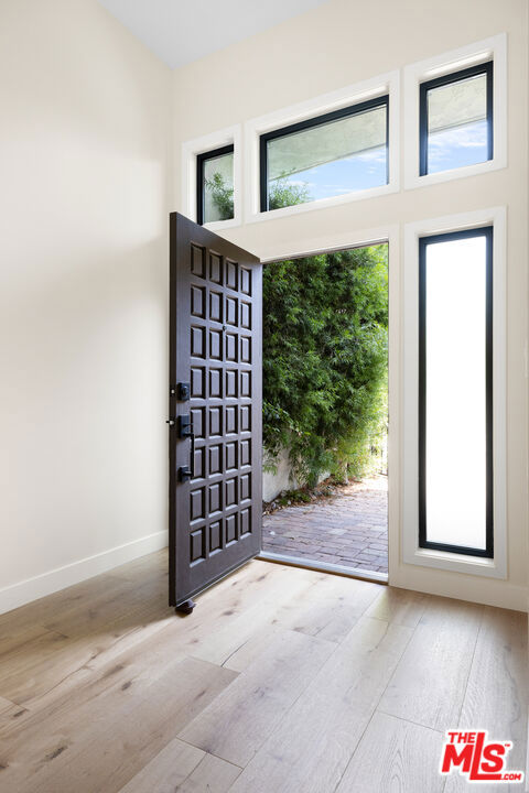 Drew Fenton | 1549 Palisades Drive Pacific Palisades CA | MLS: 7431569