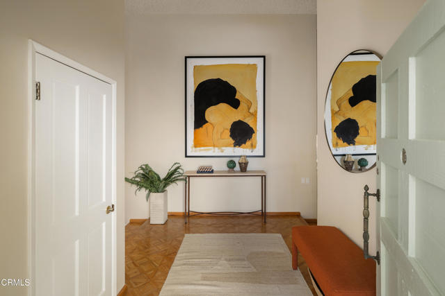 Detail Gallery Image 3 of 43 For 3033 Hopeton Rd, La Crescenta,  CA 91214 - 3 Beds | 2 Baths