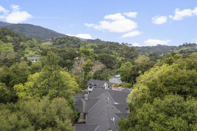 14205 Shannon Road, Los Gatos CA: https://media.crmls.org/mediaz/31a33446-bacd-42f9-9b0e-260e58093483.jpg