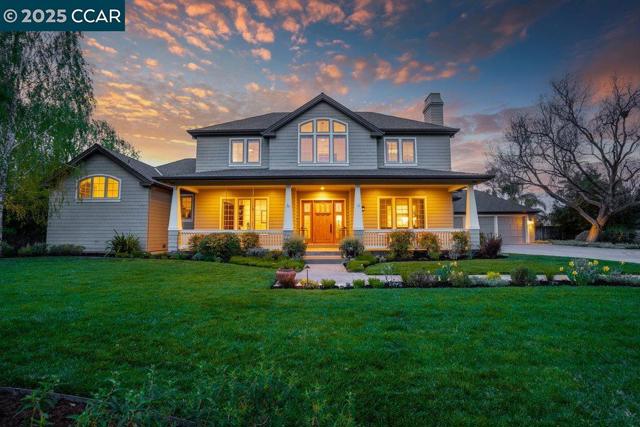 21 Meadow Lake Dr, Danville CA: https://media.crmls.org/mediaz/31a35427-4bb6-458f-98f5-d18cbcd66fa1.jpg