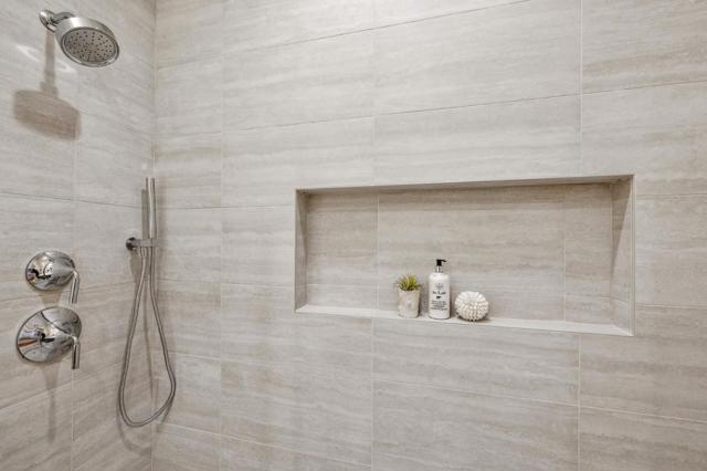138 Valdeflores Drive, Burlingame CA: https://media.crmls.org/mediaz/31a3b982-b9ae-40d0-9216-b0f76c63c1a4.jpg