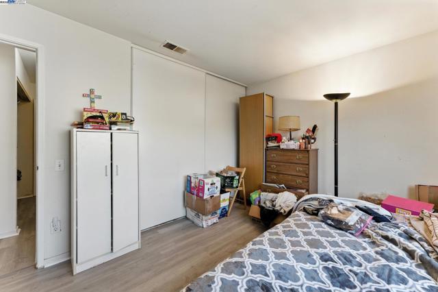1017 Bissell Ave, Richmond CA: https://media.crmls.org/mediaz/31a41dac-e3c0-4c01-83f0-bde52070bb13.jpg