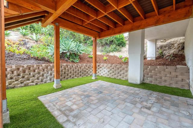 5021 Foothill Blvd, San Diego CA: https://media.crmls.org/mediaz/31a465aa-c0a9-497f-a738-b703d7a14d91.jpg