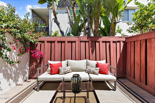 Detail Gallery Image 23 of 25 For 10801 Blix St #2,  North Hollywood,  CA 91602 - 2 Beds | 1/1 Baths