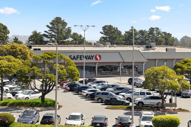 1 Appian Way, South San Francisco CA: https://media.crmls.org/mediaz/31a552d2-defe-43db-9feb-bc7ea27bc5a5.jpg