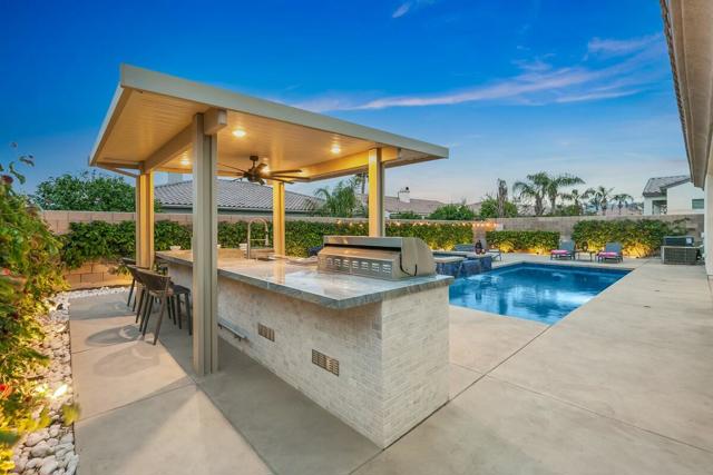 44830 Via Mirabel, La Quinta CA: https://media.crmls.org/mediaz/31a5c776-61cb-4f25-b95e-8ebd554db4c1.jpg
