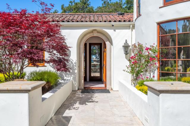 11725 Camino Escondido Road, Carmel Valley CA: https://media.crmls.org/mediaz/31a6e7f7-ce1e-4506-8519-2fed97af4b4a.jpg